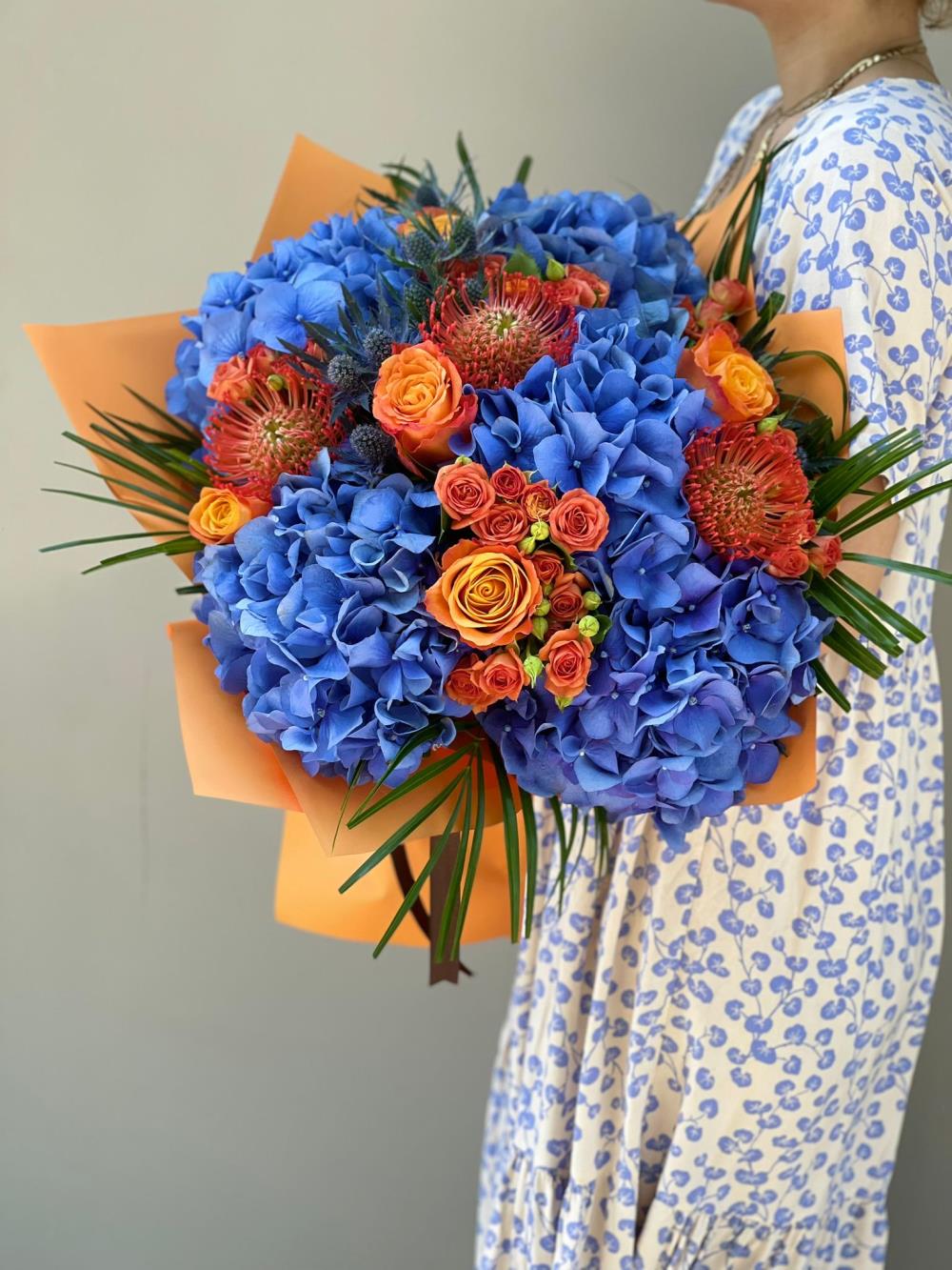 Dance of the Clouds Bouquet 
